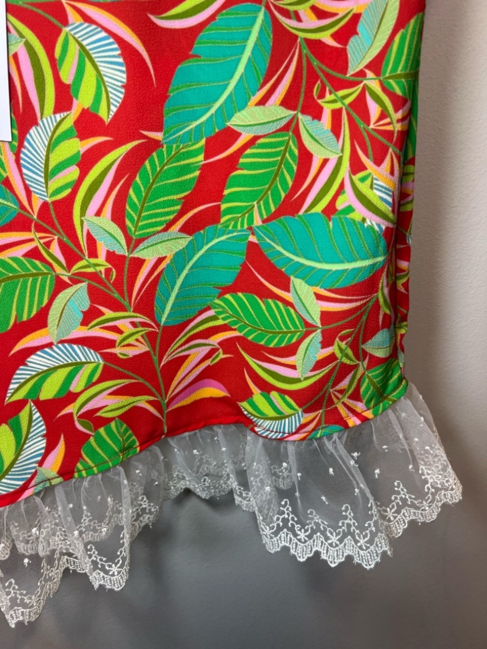 Rose+Olive Tropical Banana Print Lace Trim Sleeveless Blouse Top Flowy NEW Sz XL - Picture 6 of 10